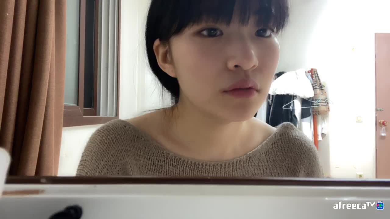 존예녀 겨울이 아프리카 방송 1일차 (2) 썸네일