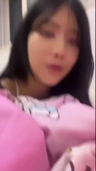 마지막에 화장실가서 물뿜는거 보여주는 윤공주라방 썸네일